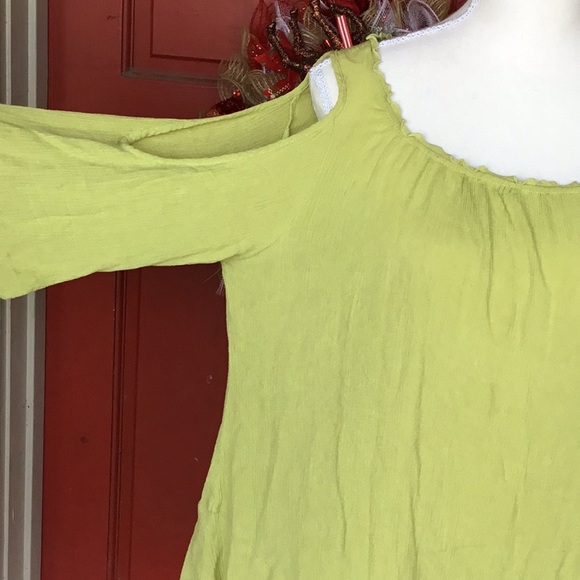Chico’s Cold Shoulder blouse - Picture 2 of 4